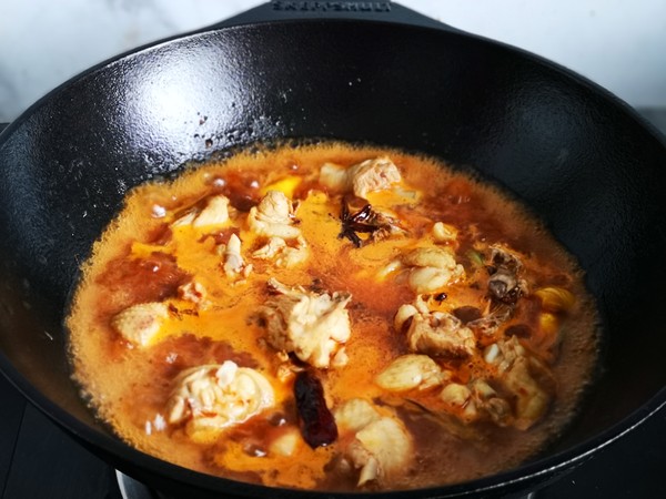 辣椒炖鸡的做法(辣椒炖鸡的做法大全)